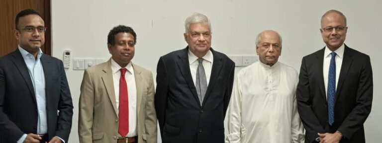 Velu Kumar Backs Ranil Wickremesinghe 2-764099